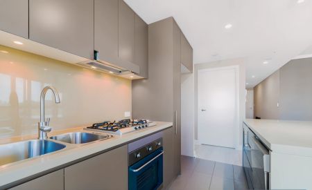 7 Australia Avenue, Sydney - Photo 5