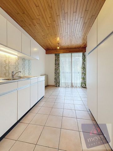 Ruim appartement met 2 slaapkamers en garage - Photo 5