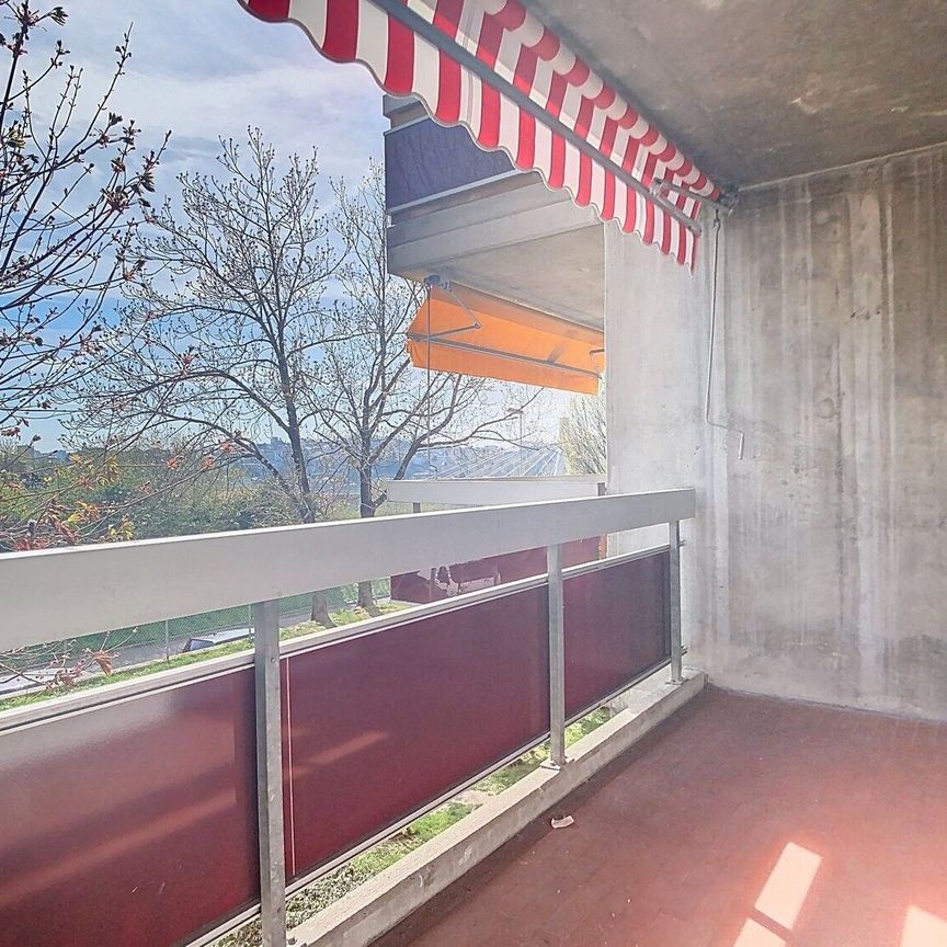 Renovated 3.5-room apartment - Foto 1