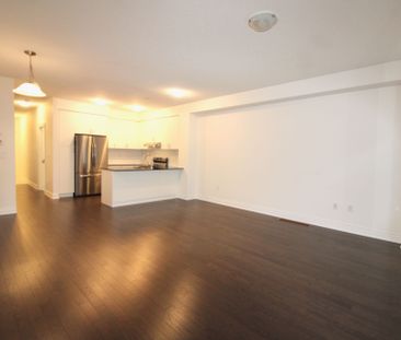 For Lease - 3 Terrain Court, East Gwillimbury, Ontario - Photo 5