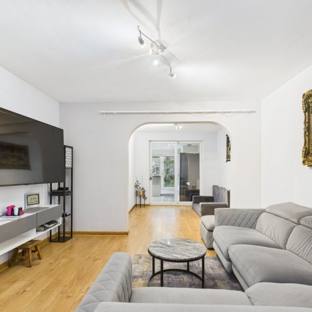 Shaftesbury Avenue, Feltham,TW14 - Photo 1