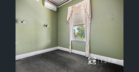 Charming Weatherboard Home - Prime Quarry Hill Location - Photo 3