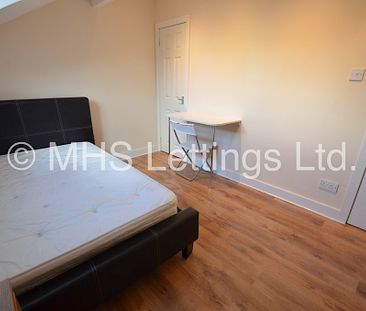 Room 6, 36 Hartley Grove, Leeds, LS6 2LD - Photo 1