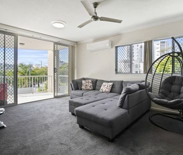 Modern Living in a Prime Location - Photo 1