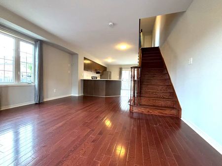 For Lease - 15 Adam Oates Heights, Toronto, Ontario - Photo 4