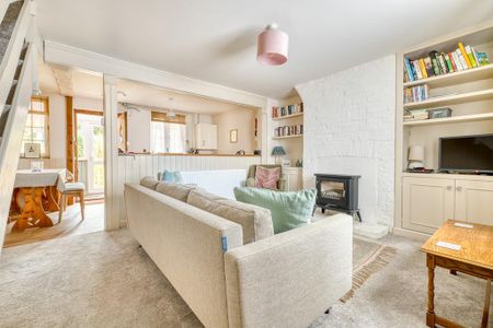 2 bedroom terraced house to rent - Photo 3