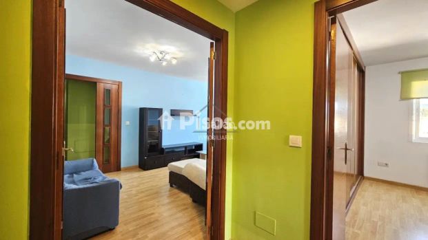 Piso en alquiler en Piñeiros - Foto 1