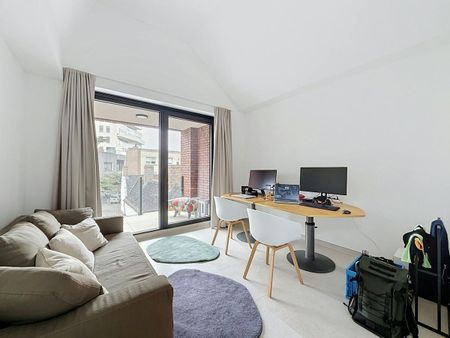 Appartement te huur in Kortrijk met 2 slaapkamers - foto 3