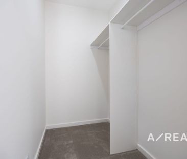 35 Bloomfield Drive, South Morang, Vic 3752 - Photo 5