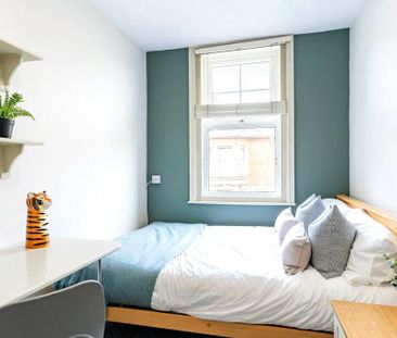 7 bedroom terraced house to rent - Photo 2