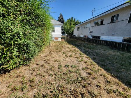 4 Bed Home close to Hospital - Photo 5