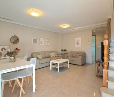 Casa o chalet de alquiler en Plaza María Muntaner, B2, Centro - Photo 1