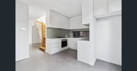 Contemporary Urban Life! - Photo 4