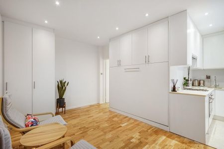 Studio to rent - Photo 3