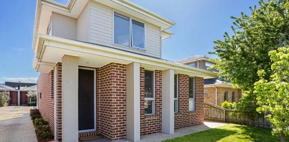 All the Altona Advantages - Photo 2