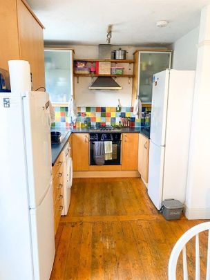 4 bedroom house share to rent - Photo 1