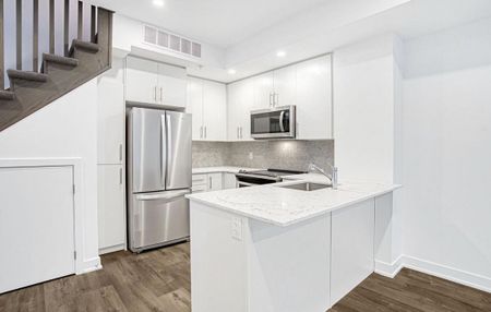 For Lease - 3492 Widdicombe Way Unit# 7, Mississauga, Ontario - Photo 4