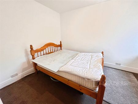 2 bedroom maisonette to rent Gospel Lane, Hall Green, Birmingham, West Midlands, B27 - Photo 3