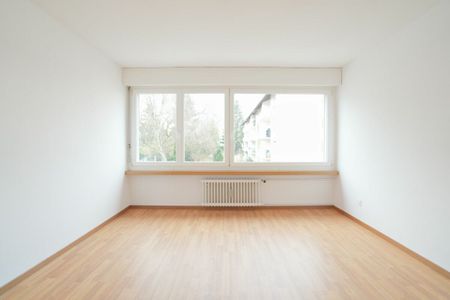 4.5 Zimmer-Wohnung an zentraler Lage - Photo 2