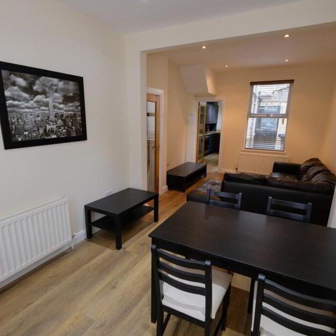 29 Kensington Avenue, Belfast, BT5 5JN - Photo 1