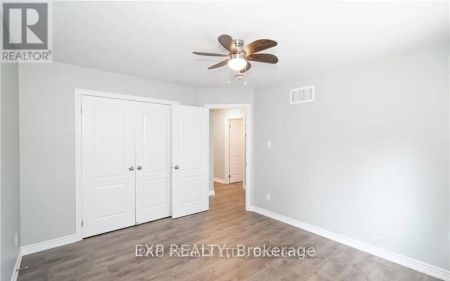 19 LOON AVENUE - Photo 3