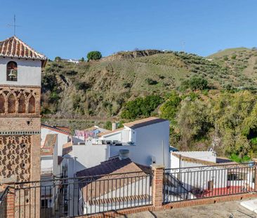 Townhouse in Árchez, Inland Andalucia at the foot of the mountains - Photo 4