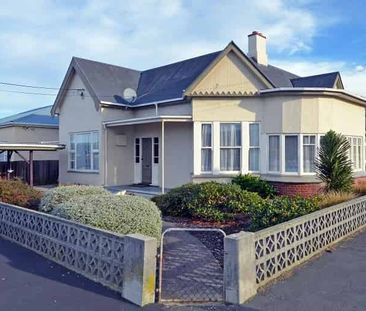 Two- Three Bedroom Home In St Kilda. - Photo 3