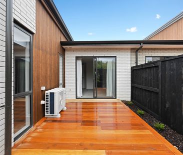 Welcome to your next chapter in refined, contemporary living. - Photo 6