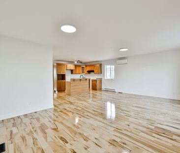 1758 Ch. St-Charles, app.202, J6W 3R3, Terrebonne - Photo 2