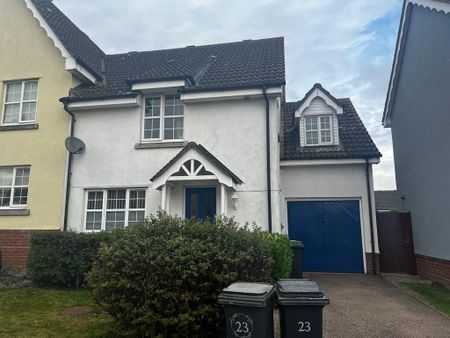 4 bedroom semi-detached house to rent - Photo 2