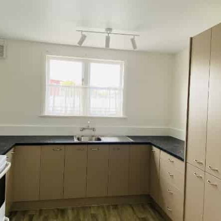 Bright & Newly Renovated Ã¢ÂÂ Central Pahiatua Living - Photo 1