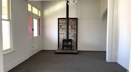 CARTERTON - 2 BEDROOMS (2 WEEKS FREE RENT!) - Photo 2