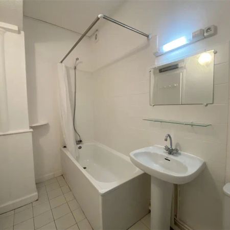 Location appartement 2 pièces - 34m² à Mont-de-marsan (40000) - Photo 4