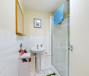 Norfolk Avenue, Toton, Nottingham, Nottinghamshire, NG9 - Photo 6