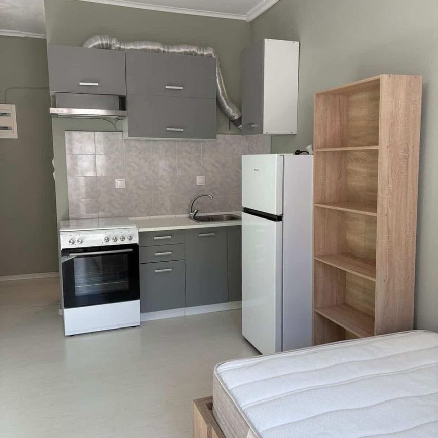 Studio/Γκαρσονιέρα για ενοικίαση Κέντρο (Χαριλάου) - Photo 1
