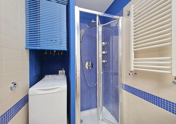 Vicolo del Cinque, Rome, Lazio 00153