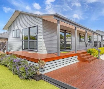 Warm in Woolston - Photo 1