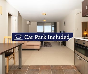 A Must See, with Carpark! - Photo 3