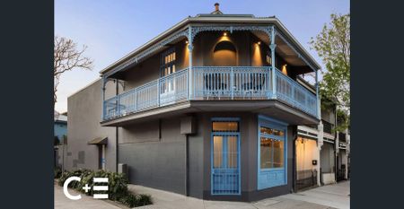 Charming + Convenient - Photo 3