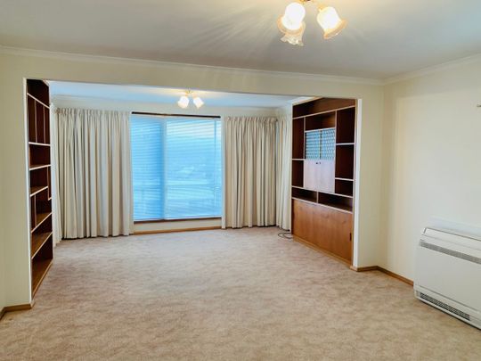 Location and Convenience - Photo 1