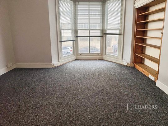 1 bedroom apartment to rent Western Street, Brighton, East Sussex, BN1 - Photo 1