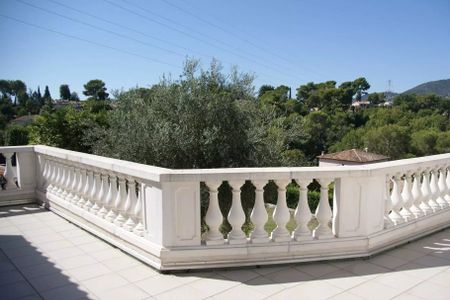 Location Maison 4 pièces 142m² LA ROQUETTE SUR SIAGNE 06550 - Photo 3