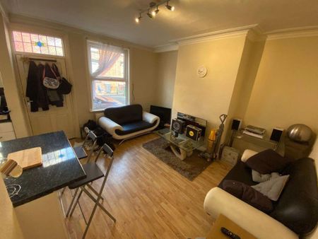 2 bedroom house to rent - Photo 2