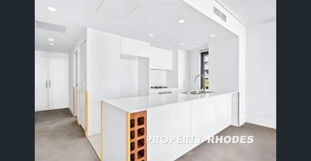 Captivating apartment with views - Photo 5