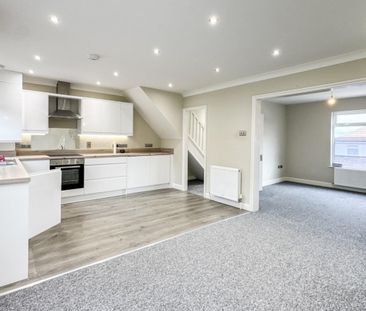 3 bedroom House To Let - Photo 3