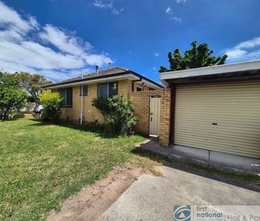 1 / 2 Vizard Street, Dandenong - Photo 2