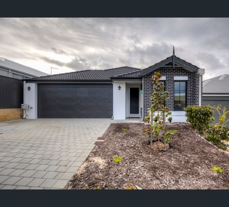 21 Cobbler Way, Two Rocks, WA 6037 - Photo 1