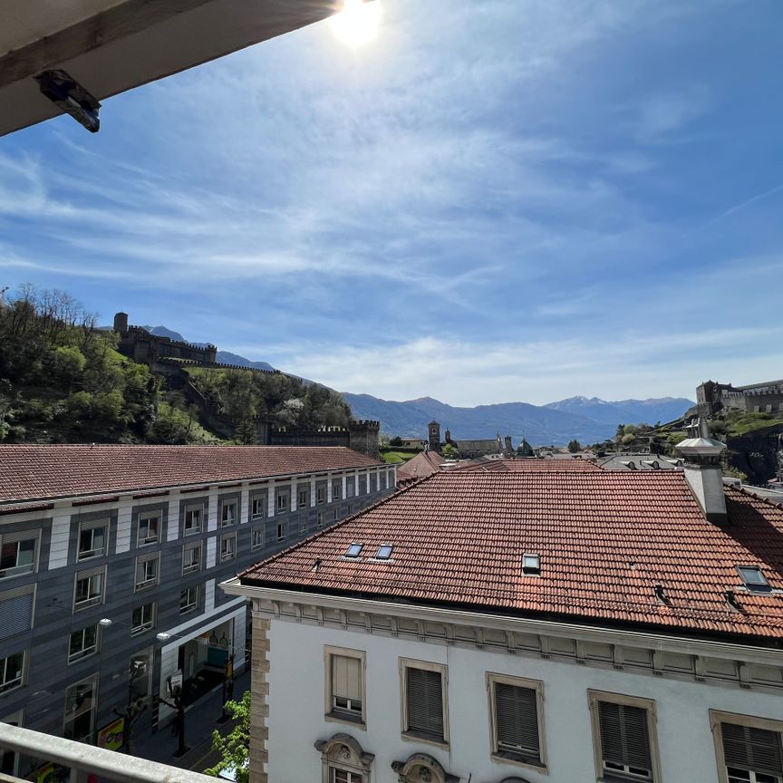 AFFITTASI APPARTAMENTO DI 3.5 LOCALI IN CENTRO A BELLINZONA - Foto 1