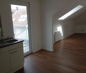 Helle 3‑Zimmer‑Wohnung (72,9 m²) mit Einbauküche, Balkon & Keller –... - Foto 2