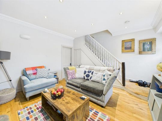 2 bedroom cottage to rent - Photo 1